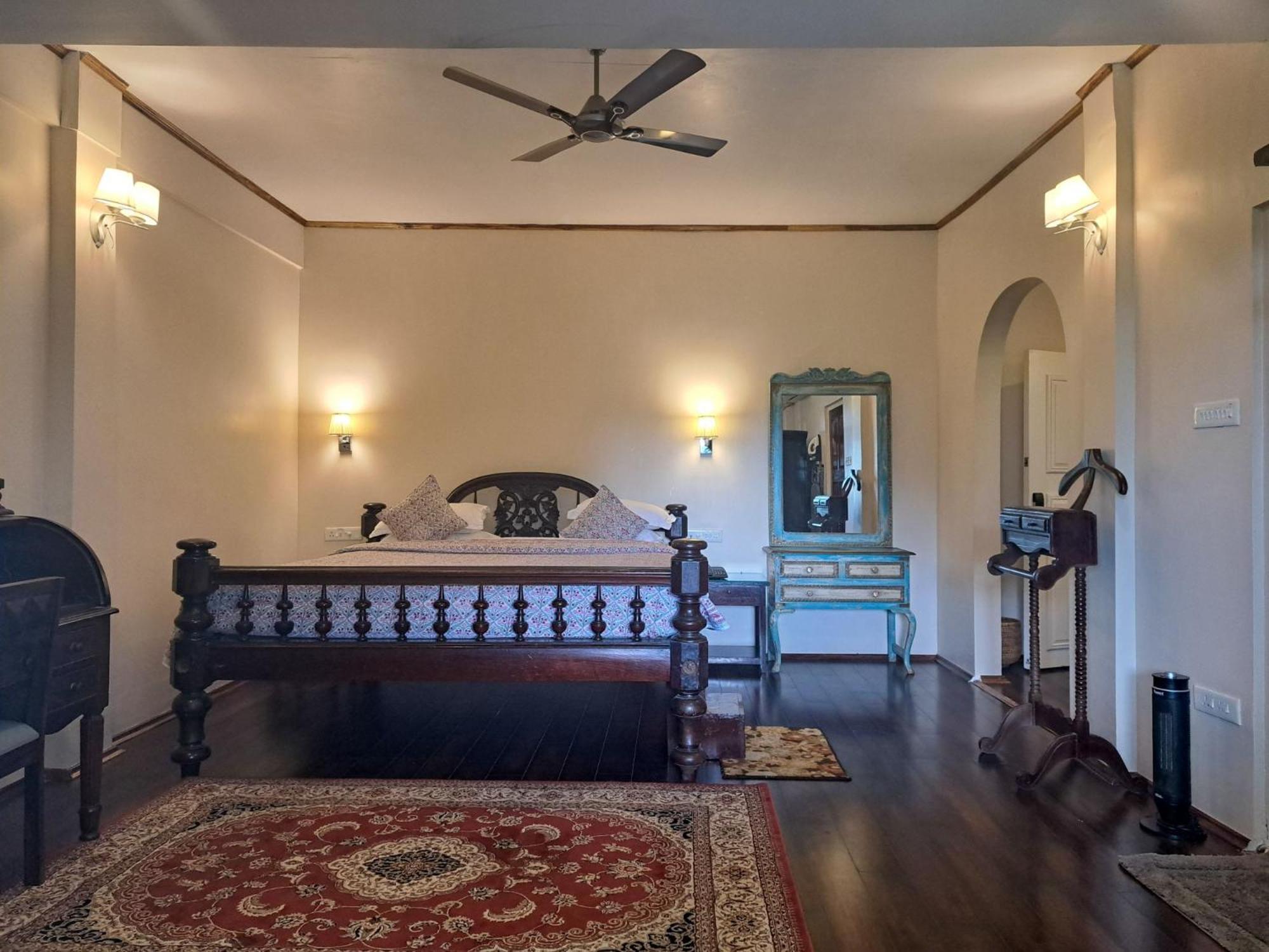 The Heritage Club - Tripura Castle Hotel And Spa ชิลลอง ภายนอก รูปภาพ