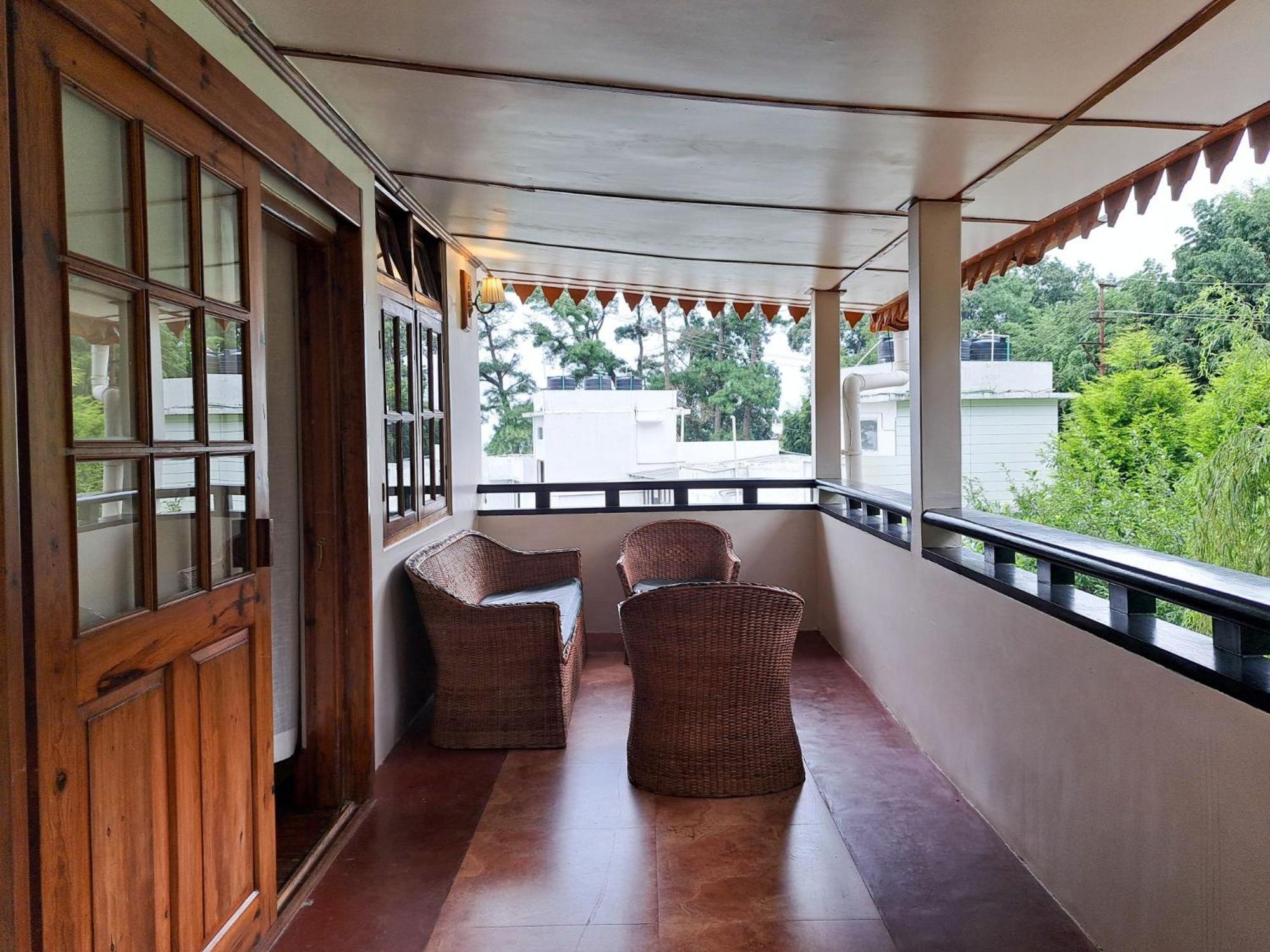 The Heritage Club - Tripura Castle Hotel And Spa ชิลลอง ภายนอก รูปภาพ