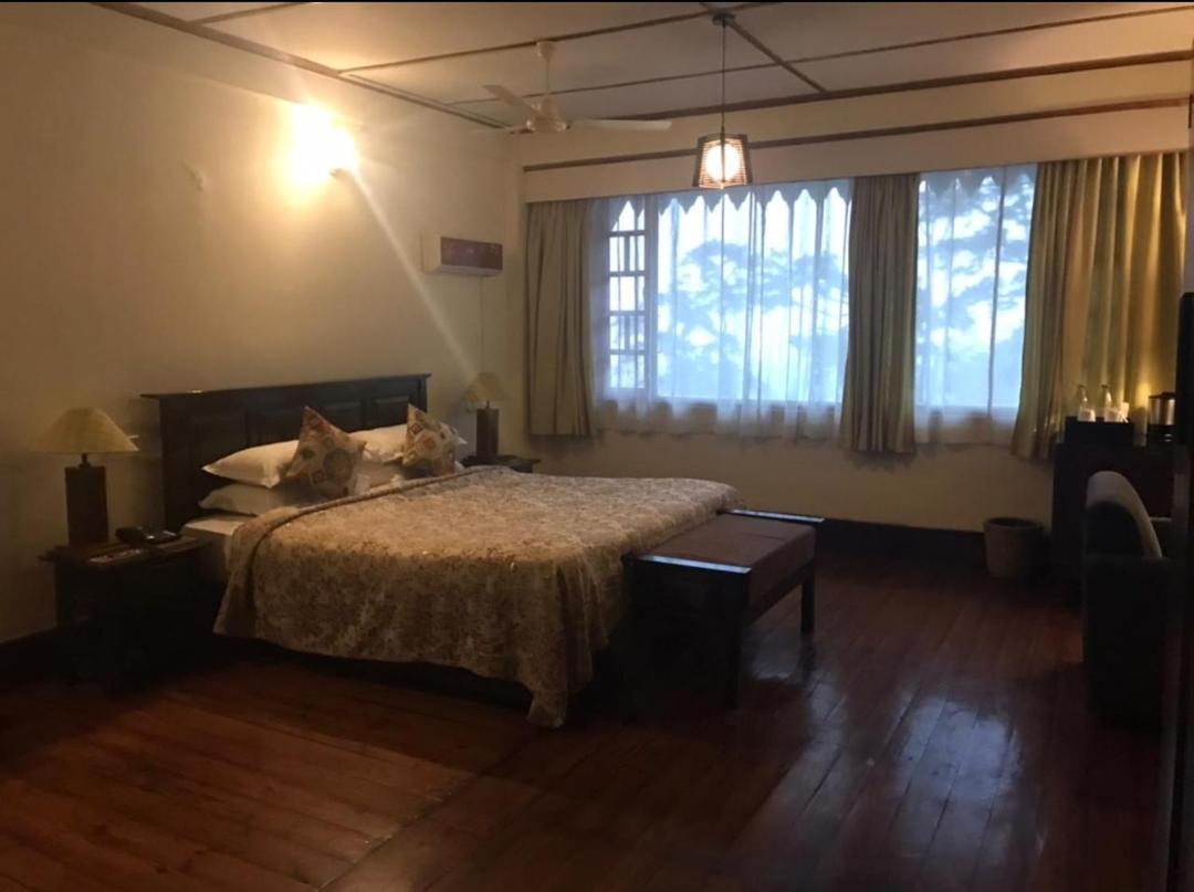 The Heritage Club - Tripura Castle Hotel And Spa ชิลลอง ภายนอก รูปภาพ