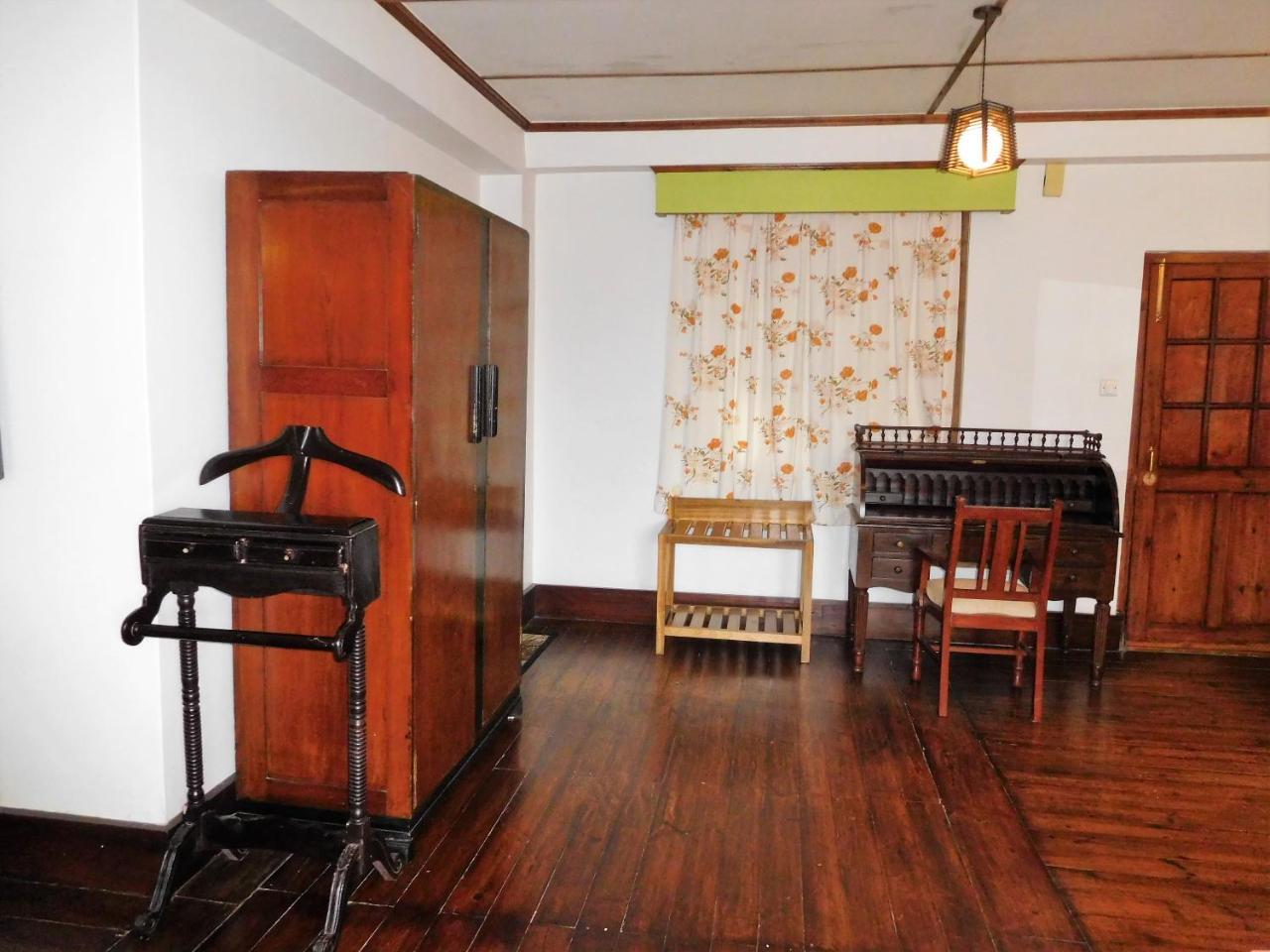 The Heritage Club - Tripura Castle Hotel And Spa ชิลลอง ภายนอก รูปภาพ